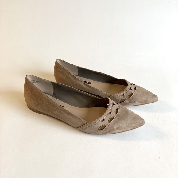 Andrew Brooke Marte Cream Tan Suede Leather Flats size 9 - Picture 1 of 14